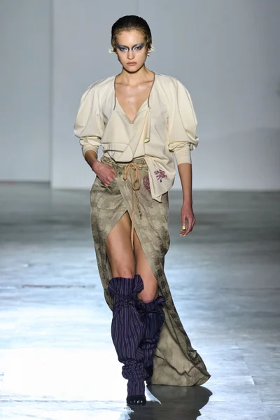 Look 22